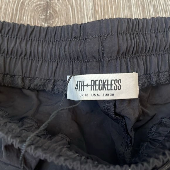 4th and reckless black Jamila trouser parachute pants size medium - Picture 2 of 7